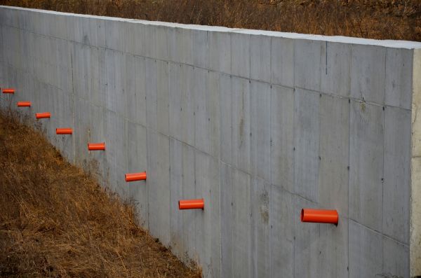 Concrete Wall Installation in Zionsville